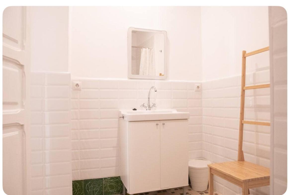 Habitacion Con Bano Privado 1 Cama De Matrimonio Valência Exterior foto
